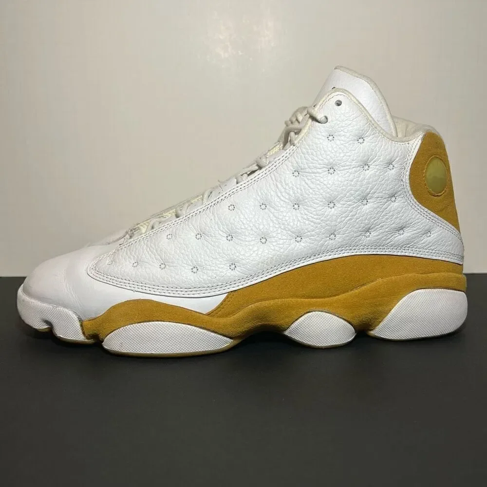 Mens 04’ AIR JORDAN 13 XIII Wheat Leather Basketball Sneakers / Size 12